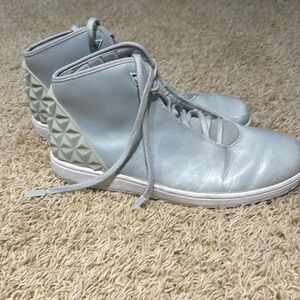 Jordan Instigator Grey Mist Used Once No Box
